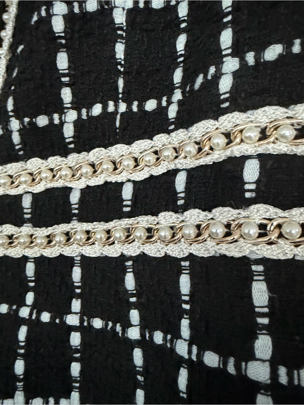 Alice + Olivia Ellis Chain-Embellished Checked Tweed Mini Dress - Picture 8 of 9